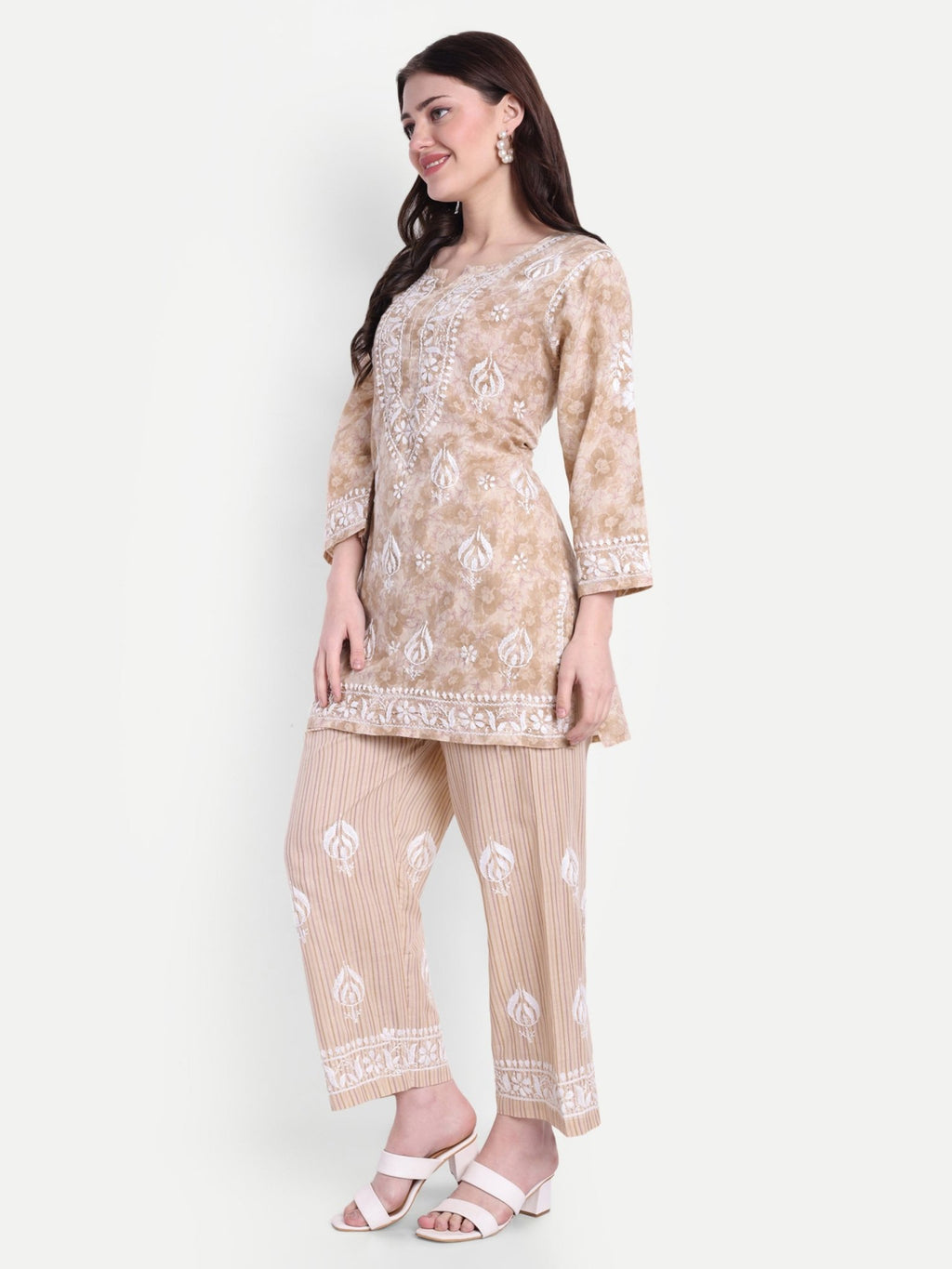 Lucknow Chikankari Hand Embroidered Co - Ord Set Cotton Blend - Indiankala4u