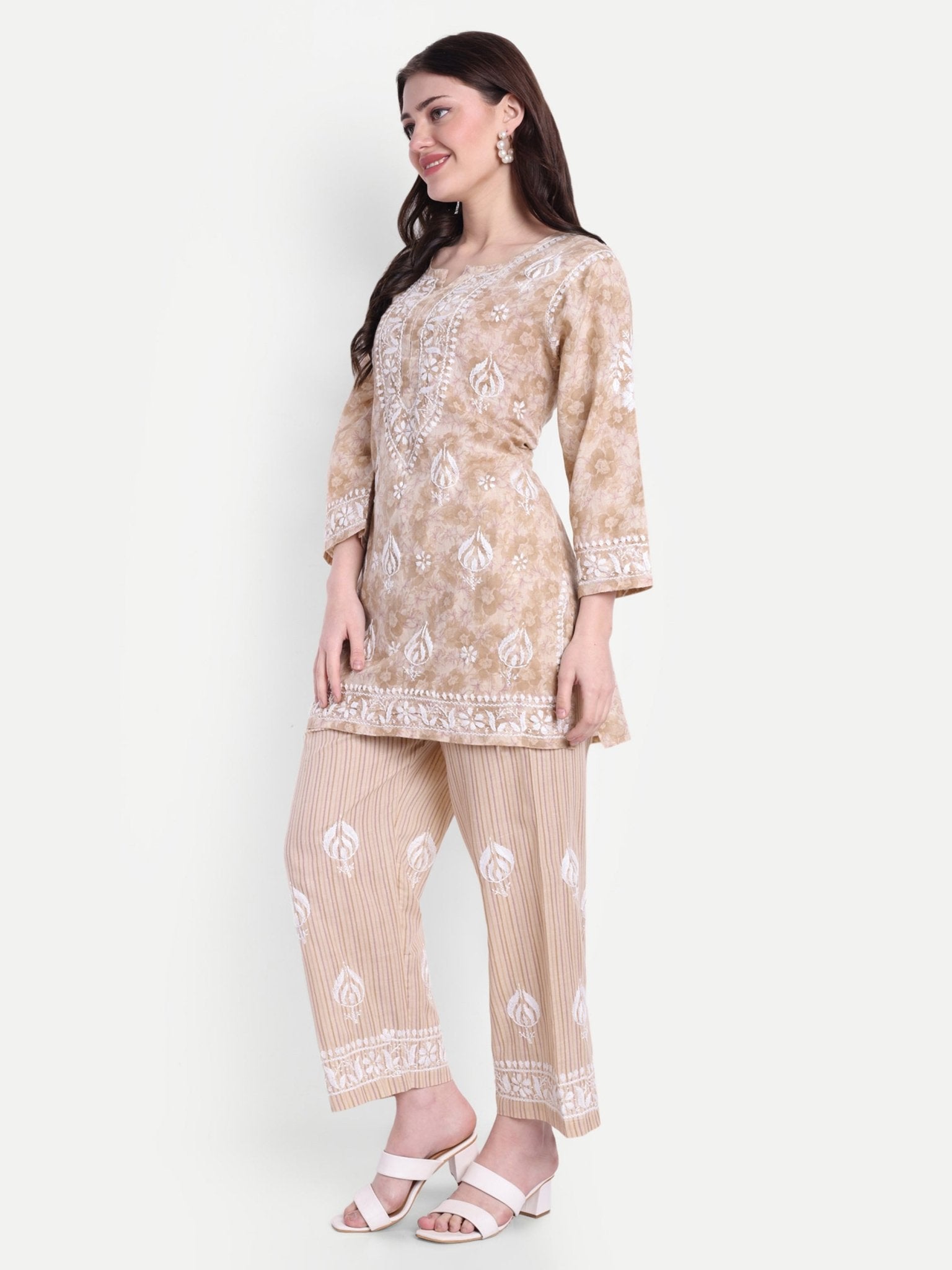 Lucknow Chikankari Hand Embroidered Co - Ord Set Cotton Blend - Indiankala4u