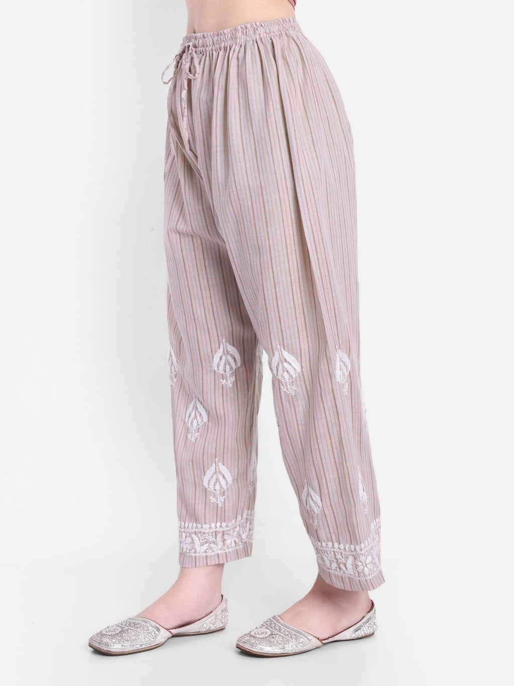 Lucknow Chikankari Hand Embroidered Co - Ord Set Cotton Blend - Indiankala4u