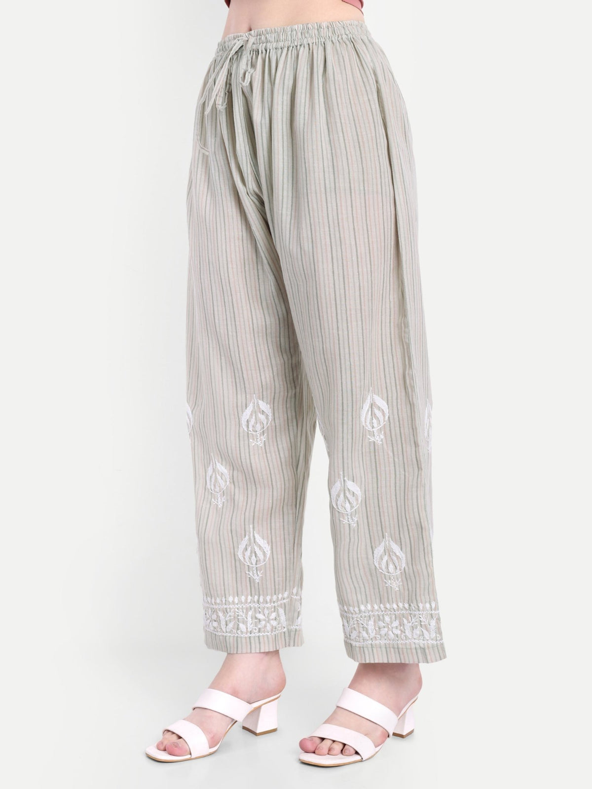 Lucknow Chikankari Hand Embroidered Co - Ord Set Cotton Blend - Indiankala4u