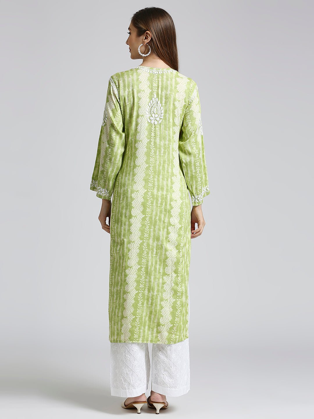 Lucknow Chikankari Hand Embroidered Nyra cut Kurta - Indiankala4u