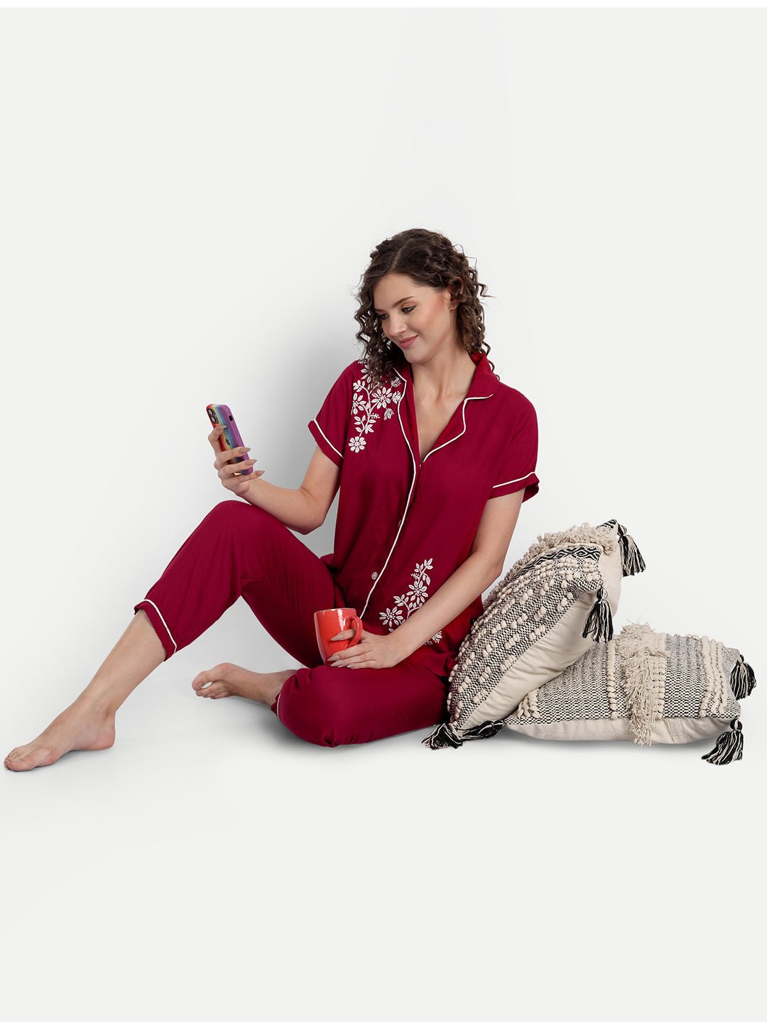 Chikankari Hand Embroidered 2 Piece Night Suit - Indiankala4u