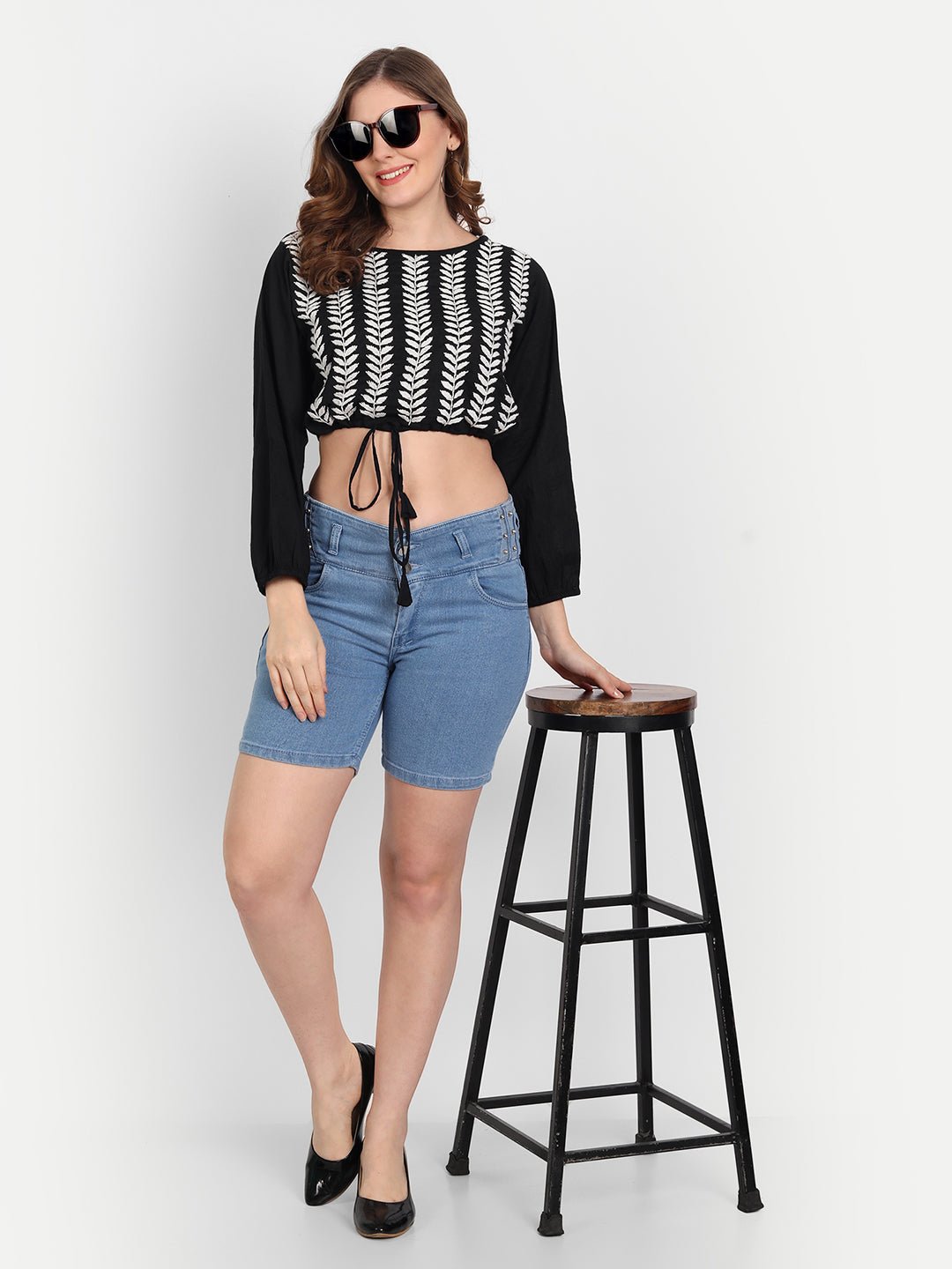 Lucknow Chikankari Hand Embroidered Crop top with Tie ups Cotton - Indiankala4u