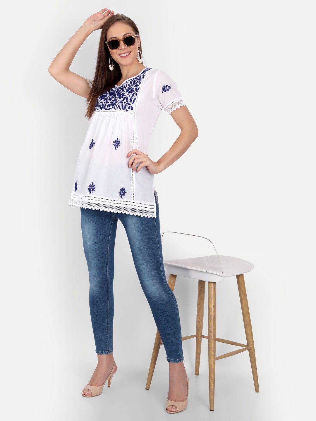 Lucknow Chikankari Hand Embroidered Top - Indiankala4u